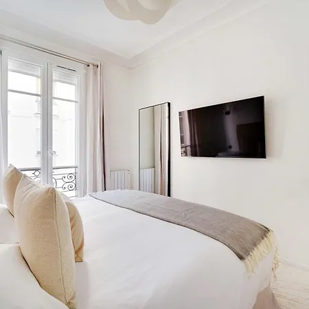 Beautiful Apt - 2bd-4p -16eme-avenue Foch شقة باريس